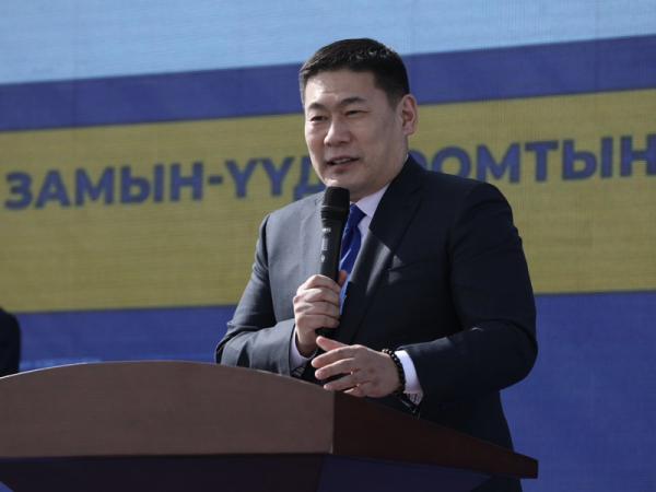 Ерөнхий сайд Л.Оюун-Эрдэнэ: Замын-Үүд боомтын өргөтгөл, шинэчлэлийн бүтээн байгуулалтын ажил бүрэн дуусаж, олон улсын стандартад нийцэж байна