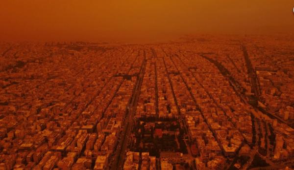 Сахарын элсэнд хучигдсан Афин хот Ангараг гараг мэт аймшигтай болжээ