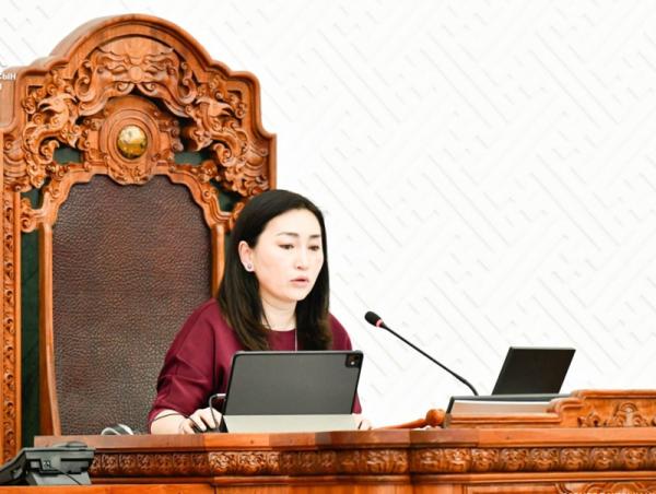 Эрүүгийн хэрэг хянан шийдвэрлэх тухай хуульд нэмэлт, өөрчлөлт оруулах тухай хуулийн төслүүдийн эцсийн хэлэлцүүлгийг хийлээ