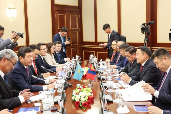 Монгол, Казахстан улсын харилцааны тулгуур нь парламент хоорондын хамтын ажиллагаа байх болно