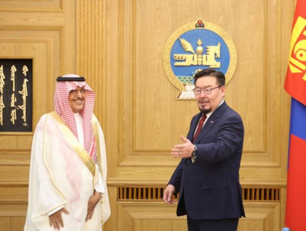 Саудын Арабын Хаант Улсын “Аква повер” компани сэргээгдэх эрчим хүчний салбарт хамтран ажиллах сонирхлоо илэрхийллээ