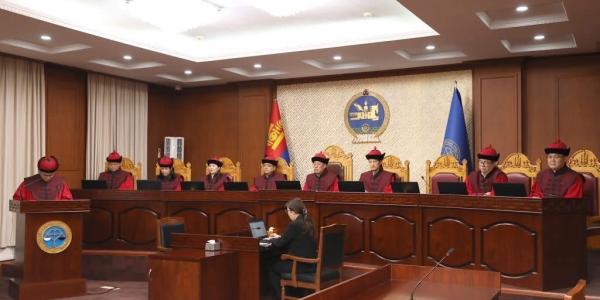 Ерөнхий сайд Г.Занданшатарыг огцруулсан УИХ-ын 95 дугаар тогтоолыг ҮХ зөрчсөн гэж үзлээ