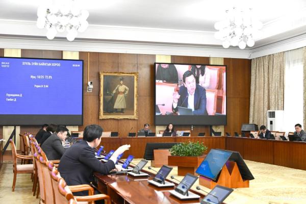 ХЗБХ: Хууль, тогтоолоор үүрэг, чиглэл болгосон УИХ-ын шийдвэрийн биелэлтийн тайланг хэлэлцэж, төсвийн төслийн гурав дахь хэлэлцүүлгийг хийлээ
