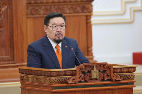 Ерөнхий сайд Г.Занданшатар: Засгийн газар баялгийн хулгай, нүүрсний хулгайтай тууштай, хатуу тэмцэнэ