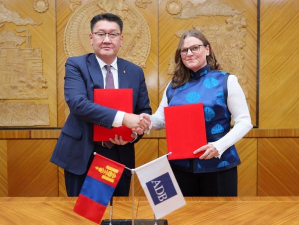 “Санхүүжилтийн ерөнхий хөтөлбөр”-т гарын үсэг зурлаа