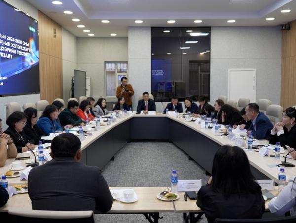 Эрүүл мэндийн салбарынхан ажил хаялт хийхгүй