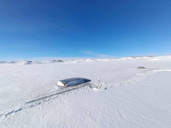 Гол, нуурын мөсөн дээгүүр зорчиж, эрүүл мэнд, амь насаа эрсдэлд оруулахгүй байхыг онцгойлон анхааруулж байна