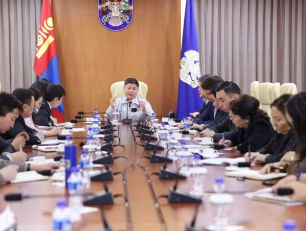 Нийслэлийн төсвийн төслийн талаар хэлэлцлээ