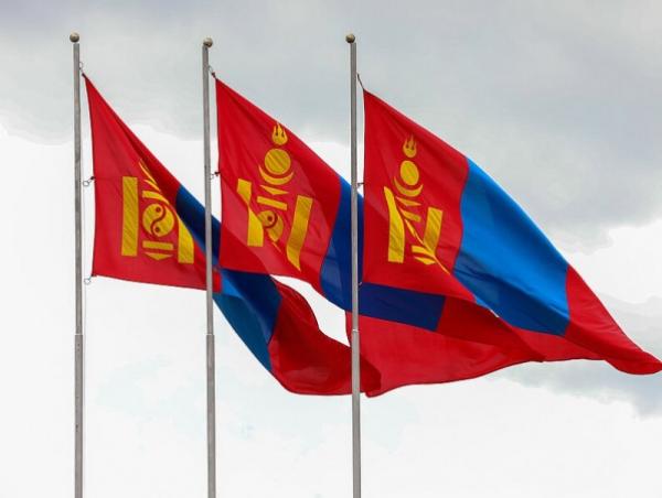 Өнөөдөр Бүгд Найрамдах Улсаа тунхаглаж, Анхдугаар Үндсэн хуулиа баталсан өдөр