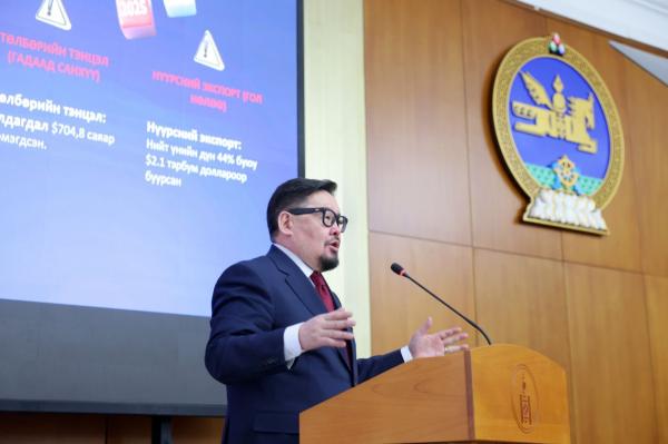 Г.Занданшатар: &ldquo;Суманд өвөлжөөний газар олгох зөвшөөрлийг Засгийн газар биш орон нутаг нь шийддэг болно&rdquo;