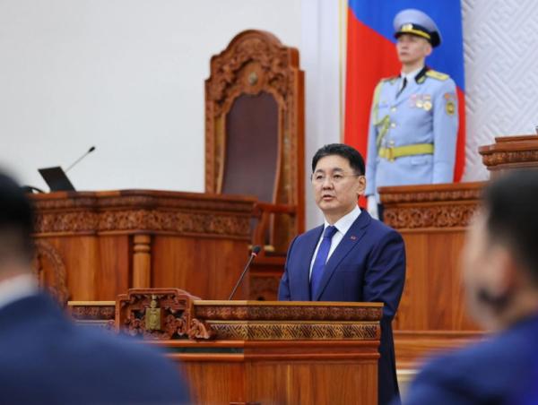 У.Хүрэлсүх: Ёс зүйгүй бол итгэл үгүй, итгэл үгүй бол засаглал үгүй. Итгэл алдарсан газар дархан эрх нь давуу эрх болон хувирдаг гэмтэй