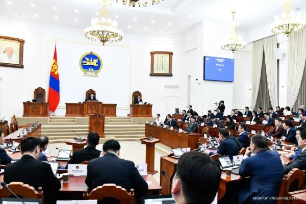 Монгол Улсын Ерөнхий сайд Г.Занданшатарыг өөрийнх нь хүсэлтээр үүрэгт ажлаас чөлөөллөө