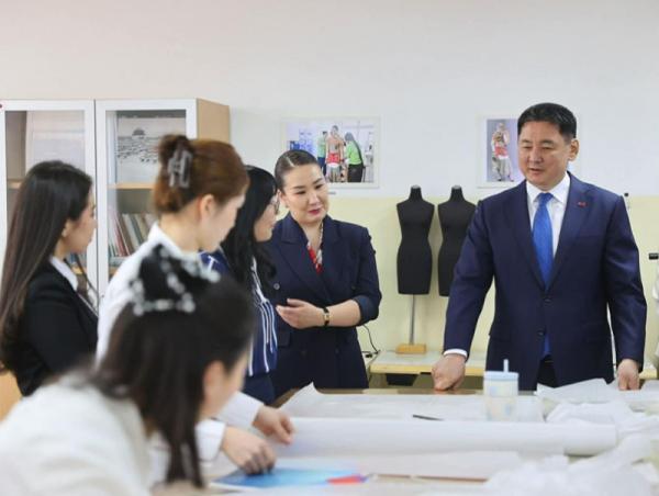 Мэргэжлийн боловсрол, сургалтын байгууллагыг бүх талаар дэмжинэ