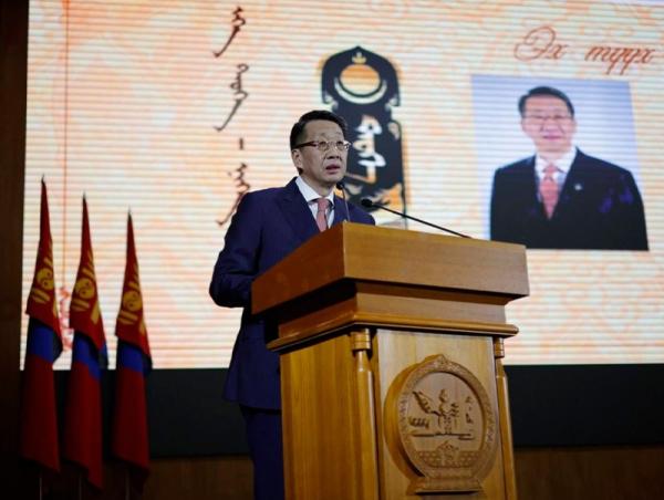 Л.Энх-Амгалан:Түүхийн боловсролын утга, холболт, хүргэх арга дутмаг байгаад эрс өөрчлөлт хийх ёстой