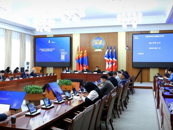 АН-ын бүлэг: Ашигт малтмалын тухай хууль, ХАҮТ-ын тухай хуулийн мэдээллийг сонсоно