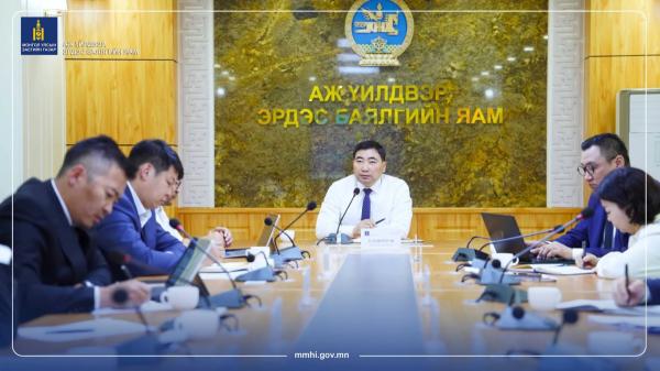 АҮЭБЯ-ны удирдлагын зөвлөлийн ээлжилт шуурхай хуралдаан боллоо
