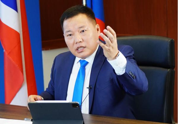 О.Цогтгэрэл бараг уучлал гуйв
