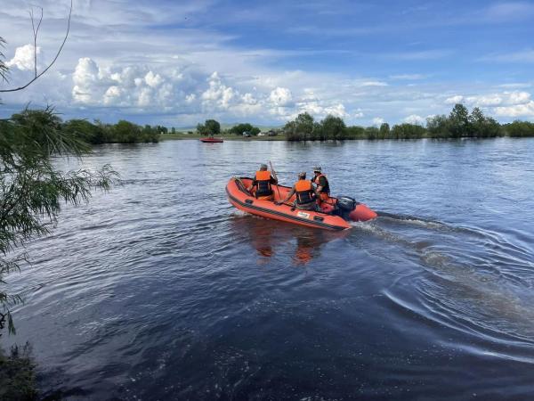 Гол, мөрнөөр нийт 1752 иргэнийг завиар зөөвөрлөж, аюулгүй байдлыг хангалаа