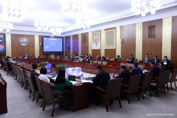 Улсын төсвийн 2023 оны гүйцэтгэл, Засгийн газрын санхүүгийн тайланг хэлэлцэв