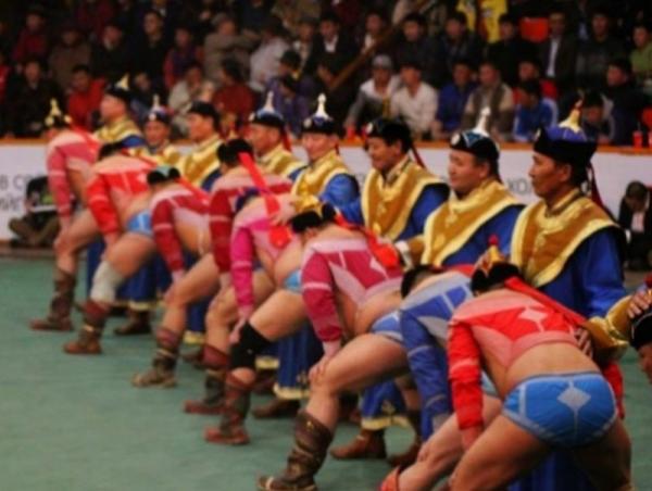 Маргааш хавдрын эсрэг үндэсний зөвлөлийн нэрэмжит залуу бөхчүүдийн барилдаантай