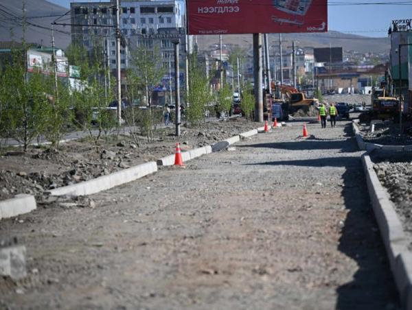 32-ын тойргоос “Сод Монгол” ШТС хүртэлх туслах замыг шинэчлэх ажил 60 хувьтай үргэлжилж байна