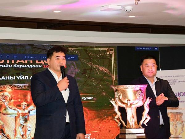 "Алтан цом"-ын барилдаан бямба гарагт эхэлнэ