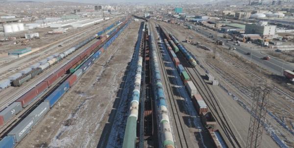 Улсын хэмжээнд АИ-92 автобензин 51 вагон байна