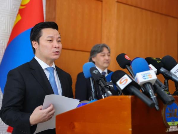 Академич Содовсүрэнгийн Нарангэрэлд &ldquo;Чингис хаан&rdquo; тэргүүн зэргийн одон хүртээнэ