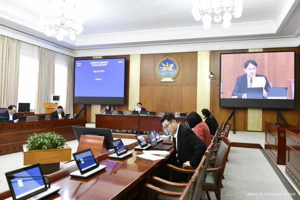 &ldquo;Засгийн газарт чиглэл өгөх тухай&rdquo; Байнгын хорооны тогтоолын төслийг хэлэлцэв