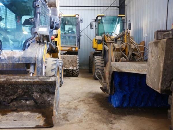 Ц.Эрдэнэбаатар: Халтиргаа гулгаа үүсгэхгүйн тулд шөнийн цагаар машин, техникүүдийг тогтмол ажиллуулж байна