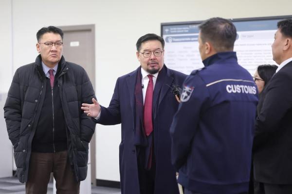 Г.Занданшатар: &ldquo;Танилын бараа&rdquo;, &ldquo;Онцгой шугам&rdquo; гэх авлига суурьтай, арын хаалганы үйлдлээ таслан зогсоо