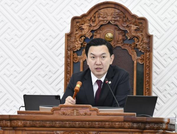 Оюу толгой бүлэг ордын ашиглалтад Монгол Улсын эрх ашгийг хангуулах, хүртэх өгөөжийг нэмэгдүүлэх чиглэлээр УИХ-ын тогтоол баталлаа