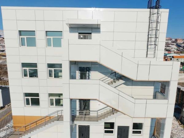 Чингэлтэй дүүргийн 22 дугаар хороонд хороо, өрхийн эмнэлэг, цагдаагийн хэсгийн цогцолбор барилгын ажил дууслаа