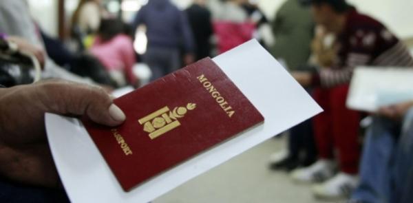 Онгоцны тасалбар цахимаар захиалаад залилуулжээ