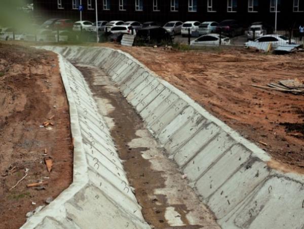 Нийслэлийн есөн байршилд 102.7 км урт үерийн хамгаалалтын далан, суваг байгуулна