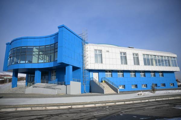 Орбитод усан бассейн, боулинг, фитнесийн тоног төхөөрөмжтэй орчин үеийн цогц усан спорт сургалтын төв ашиглалтад орлоо