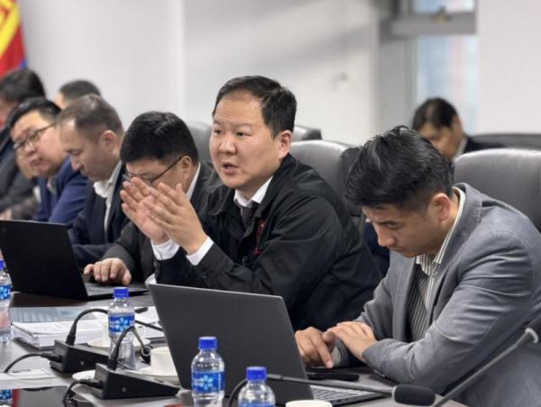 Улаанбаатар Метро төслийн барилга угсралтын гүйцэтгэгчийг сонгон шалгаруулах тендерт 27 оролцогч оролцов