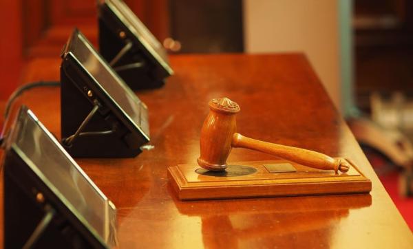 Төр, нийтийн ашиг сонирхолд учирсан 2.8 тэрбум төгрөгийн хохирлыг нөхөн төлүүлэхээр шийдвэрлүүлжээ