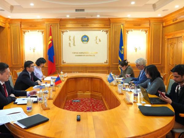 Бие даасан шинжээч Грэйм Рийдийг хүлээн авч уулзлаа