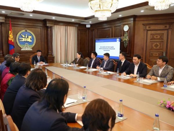 Монголын волейболын холбооны удирдах зөвлөлийн гишүүд, ахмад үеийн гавьяатуудыг хүлээн авч уулзав