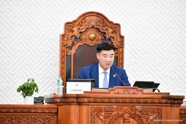 Сонгуулийн ерөнхий хорооны гишүүдийг томилж, Нийгмийн даатгалын ерөнхий хуульд нэмэлт, өөрчлөлт оруулах тухай хуулийн нэгтгэсэн төслийн анхны хэлэлцүүлгийг хийв