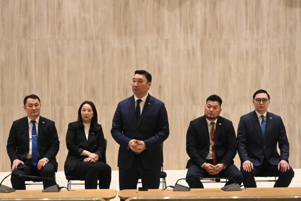 ТАНИЛЦ: НИТХ дахь АН-ын төлөөлөгчдийг цалинжуулдаг төрийн өмчит компаниуд