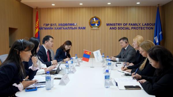 Олон улсын эрх зүйн хөгжлийн байгууллагын ерөнхий захирал Жан Бийгл-г хүлээн авч уулзлаа